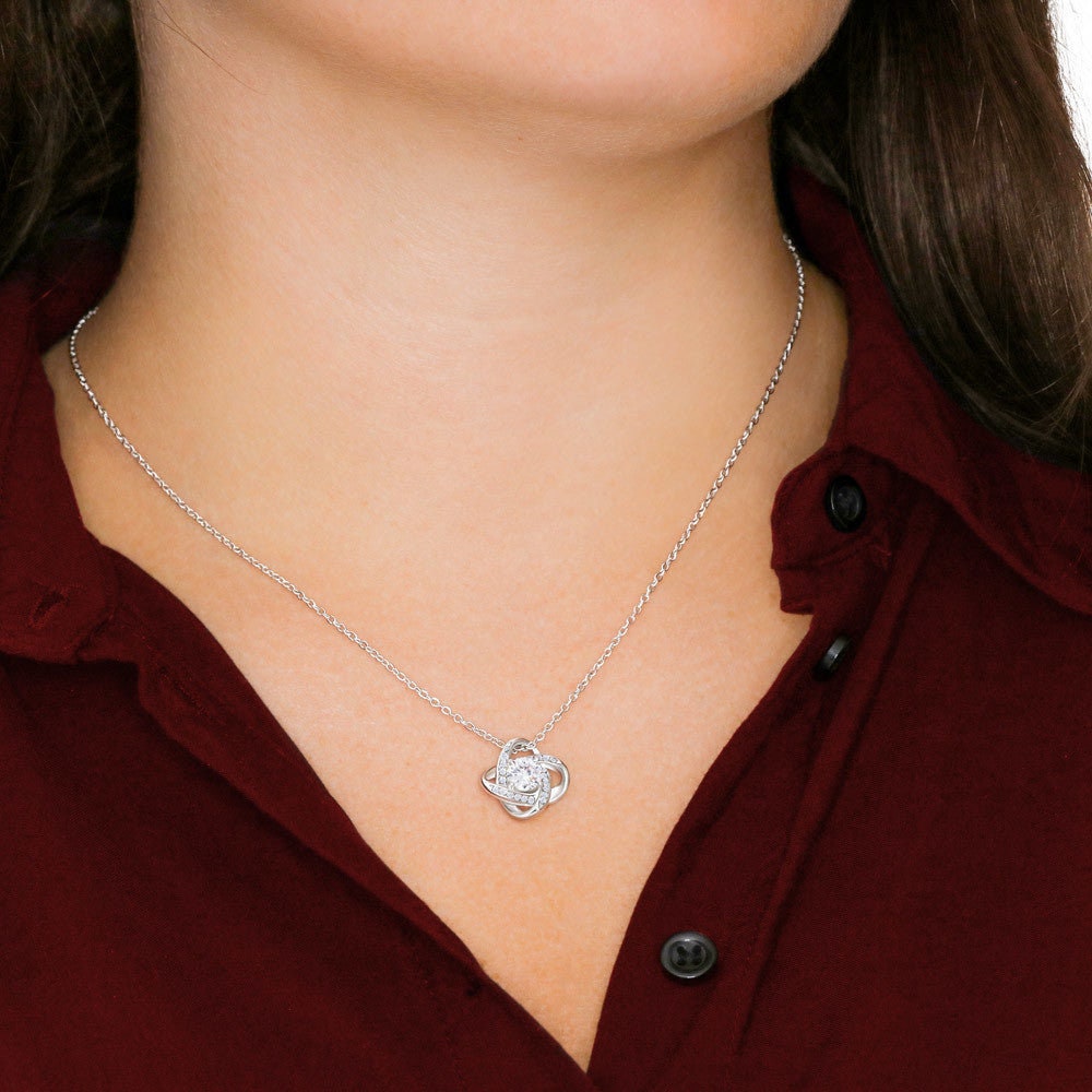 Gift to Daughter from Mom, I Love You (Wreathe) - Love Knot Necklace - Birthday, Graduation, Wedding, Christmas